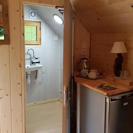 Le Noyer Du Baron Camping *